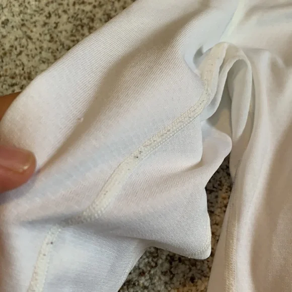 REI base layer V-Neck long sleeve - Picture 6 of 7